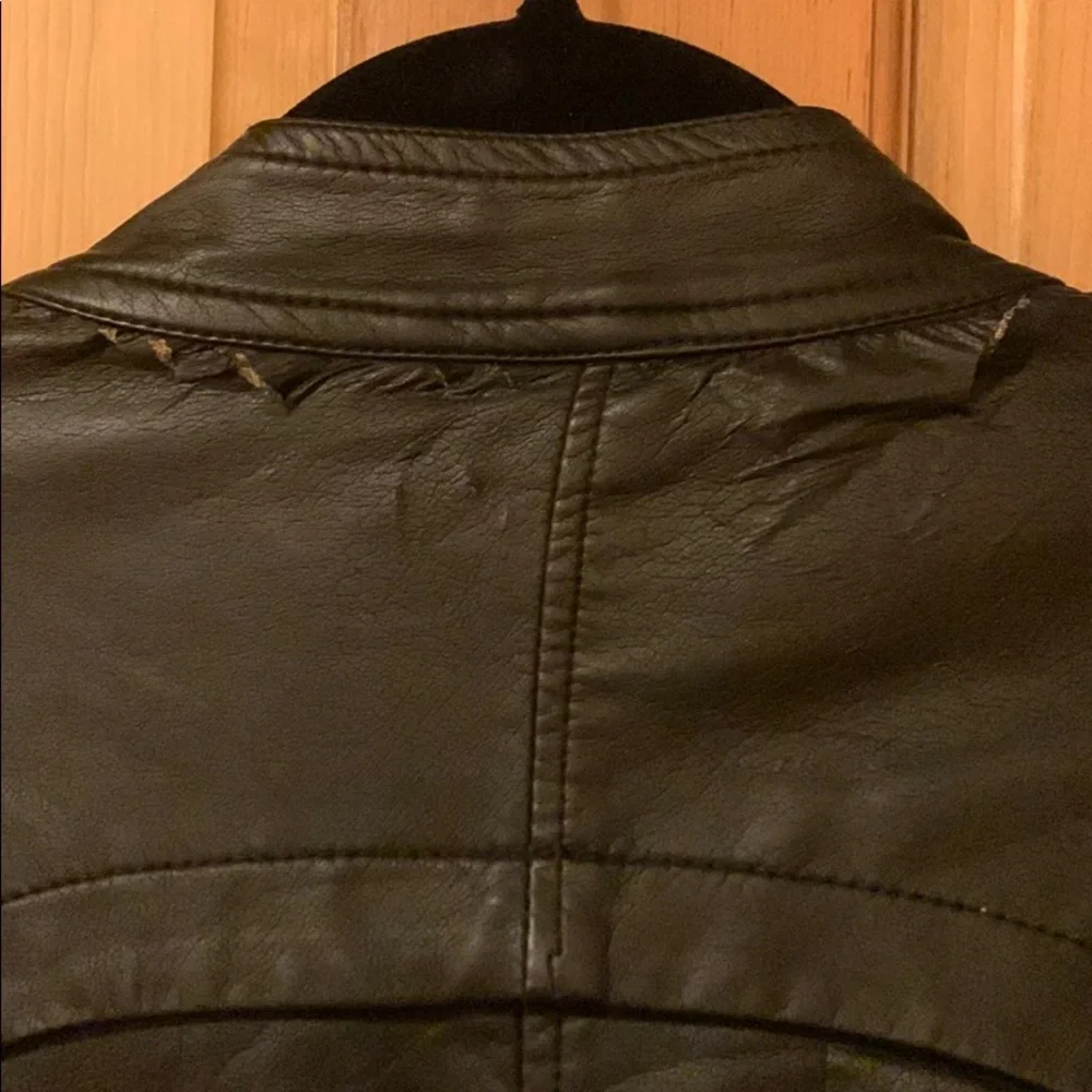 Jacket - Picture 3 of 3